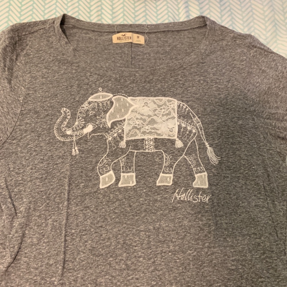 Hollister grey shirt with white lace elephant